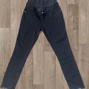 Abercrombie & Fitch Maternity 28